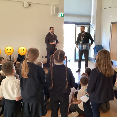 Science Bus 🧪 🧫 🧬